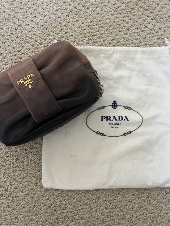 Prada Handbags - Prada Vitello Glacé Bow Clutch